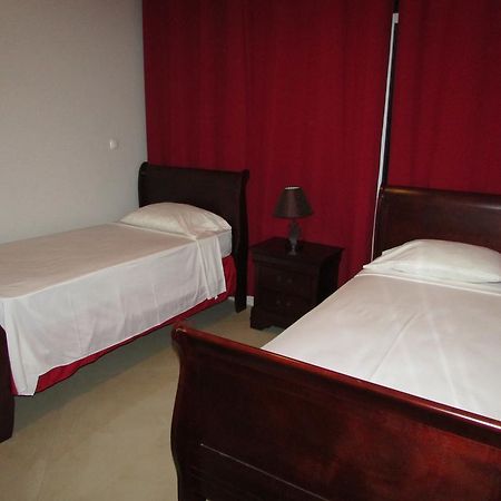 Residencial Girassol, Lda Bed & Breakfast Sao Filipe Bagian luar foto