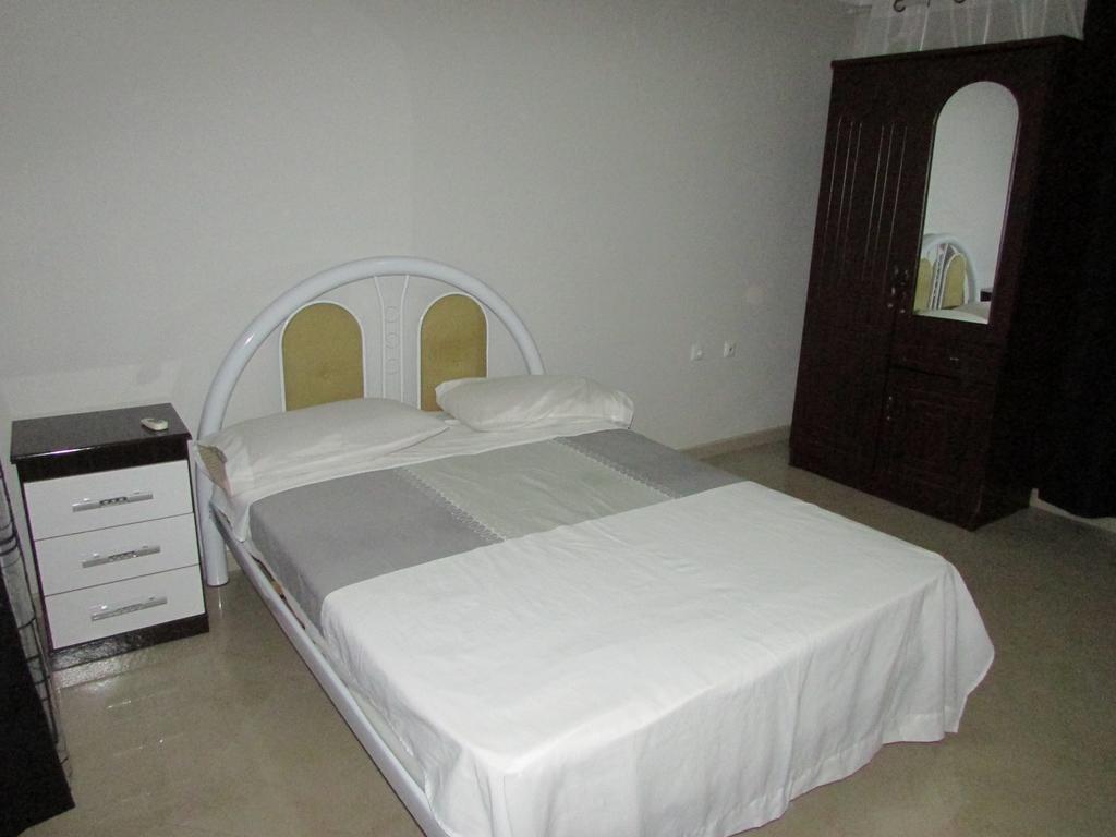Residencial Girassol, Lda Bed & Breakfast Sao Filipe Bagian luar foto