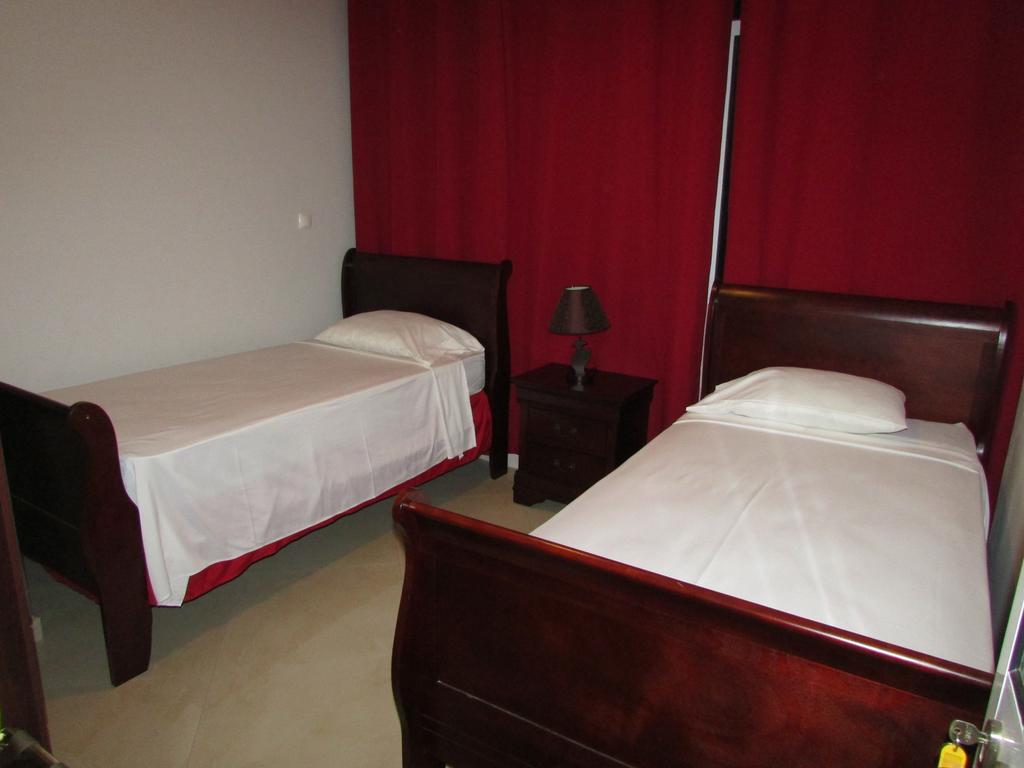 Residencial Girassol, Lda Bed & Breakfast Sao Filipe Bagian luar foto